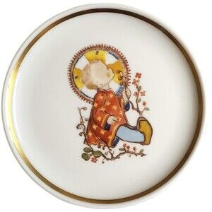 4" Christmas Child The Berta Hummel Museum Miniature Collection Plate